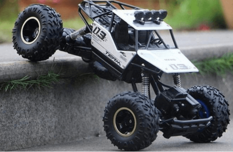 RC Monster Truck – Multi-Terrain, 2.4GHz, 1:16 Scale