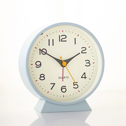 Silent Retro Alarm Clock - Non Ticking