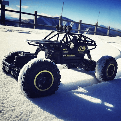 RC Monster Truck – Multi-Terrain, 2.4GHz, 1:16 Scale